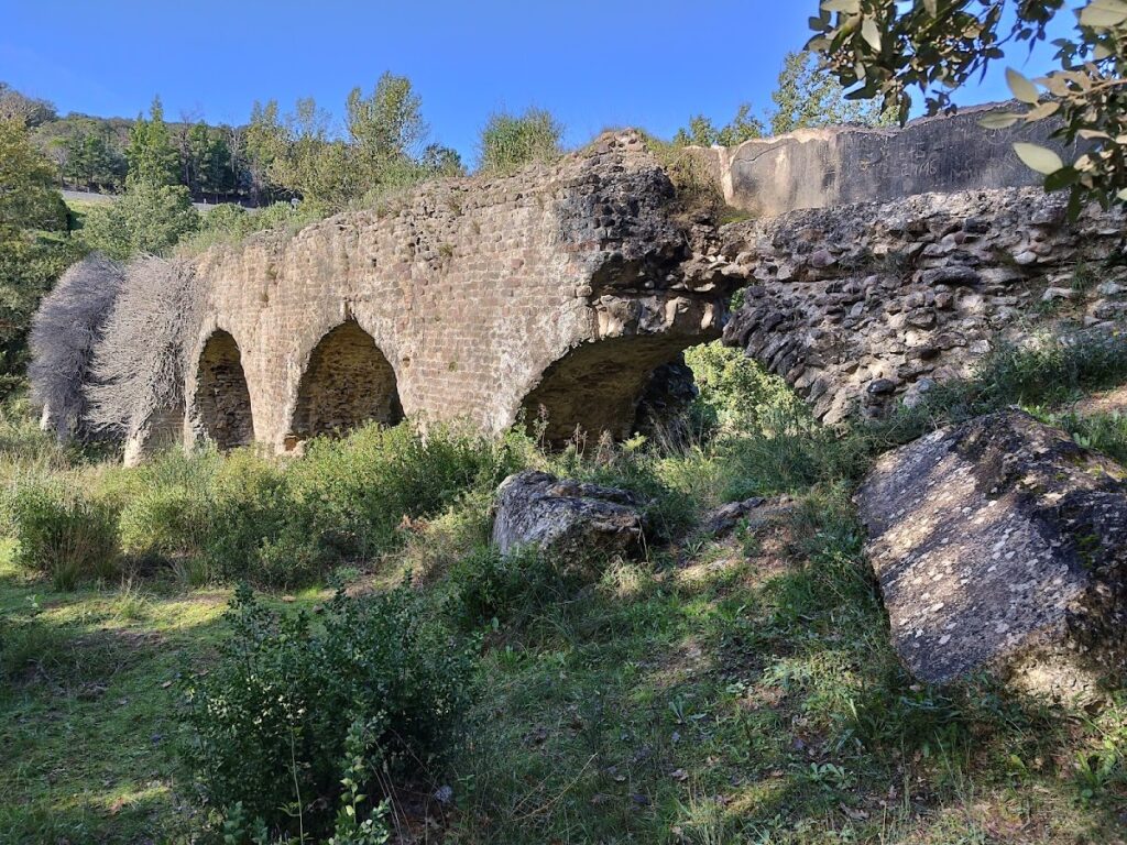 Aqueduct Fréjus: Roman Water Supply in France 1 Aqueduct Fréjus