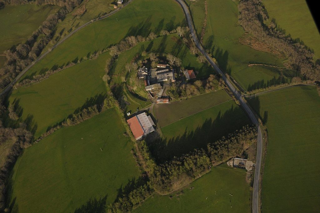 Colwyn Castle: A Medieval Motte-and-Bailey Castle in Wales 1 Colwyn Castle