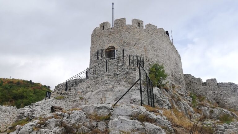Užice Castle: A Medieval Fortress in Serbia