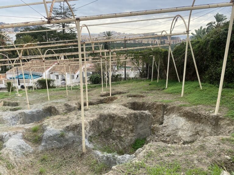 Necropolis Bridge Noy: A Phoenician and Punic Burial Site in Almuñécar, Spain