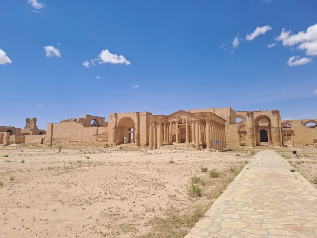 Hatra: An Ancient Fortified Kingdom and Religious Centre in Iraq 2 Hatra
