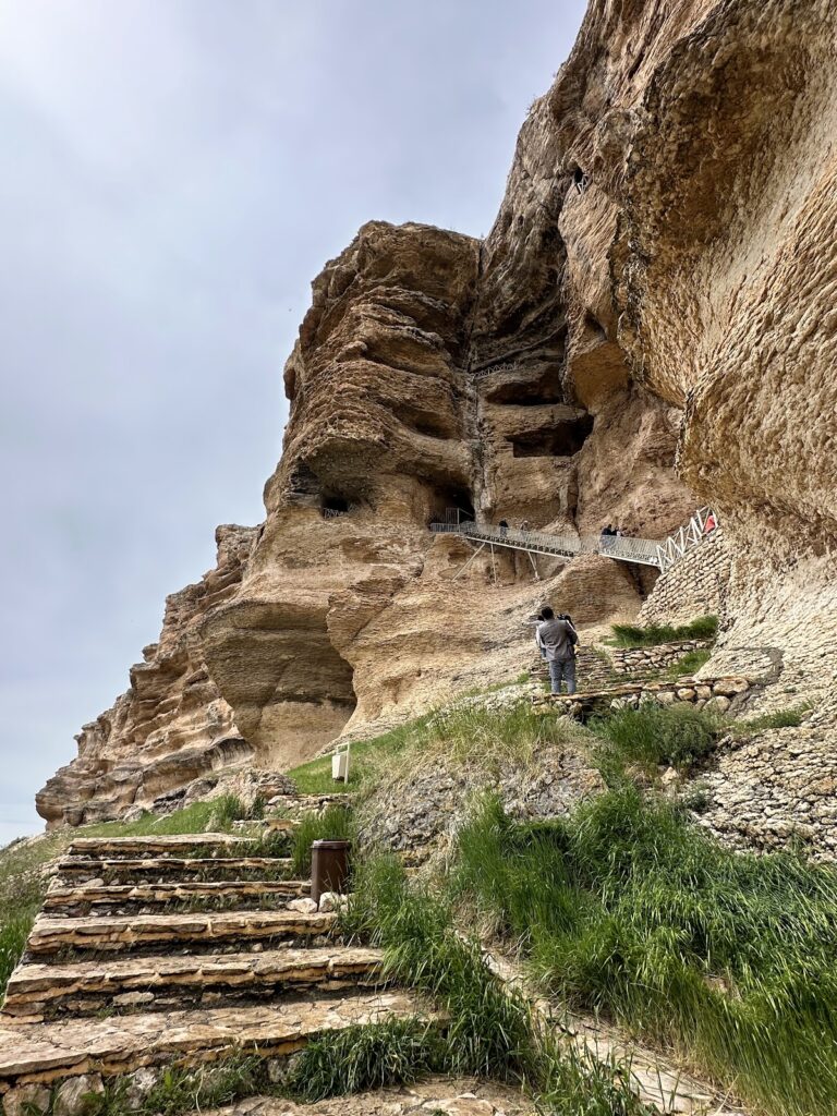 Karaftu Caves: A Historic Rock-Cut Complex in Iran 7 Karaftu Caves