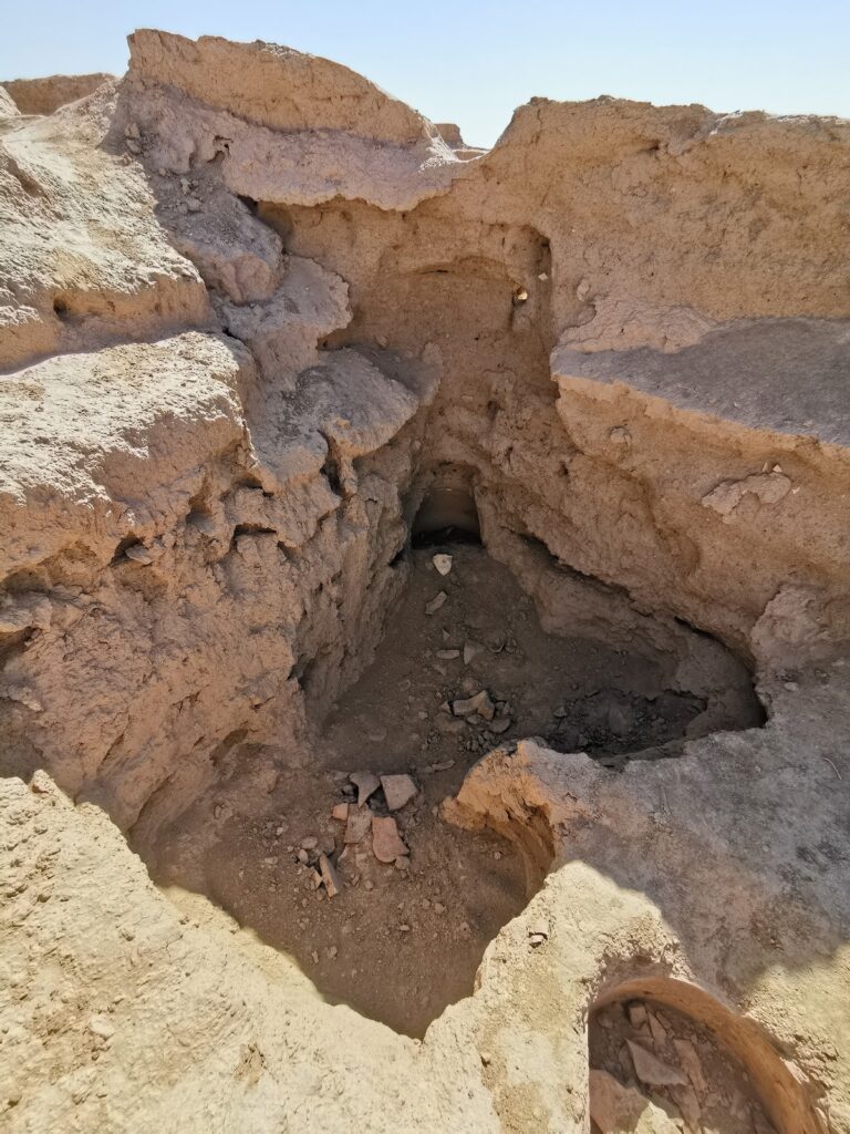 Alexandria Oxiana: An Ancient Hellenistic City in Uzbekistan 8 Alexandria Oxiana