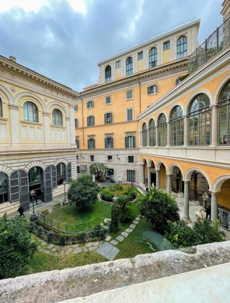 Palazzo Madama: Historic Palace and Seat of the Italian Senate 4 Palazzo Madama