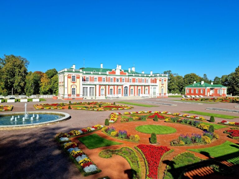 Kadriorg Palace: A Petrine Baroque Palace in Tallinn