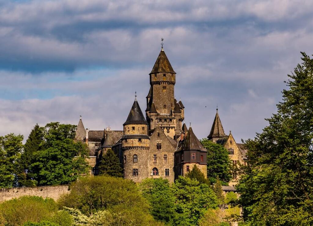 Schloss Braunfels: A Medieval Fortress and Princely Residence in Germany 5 Schloss Braunfels