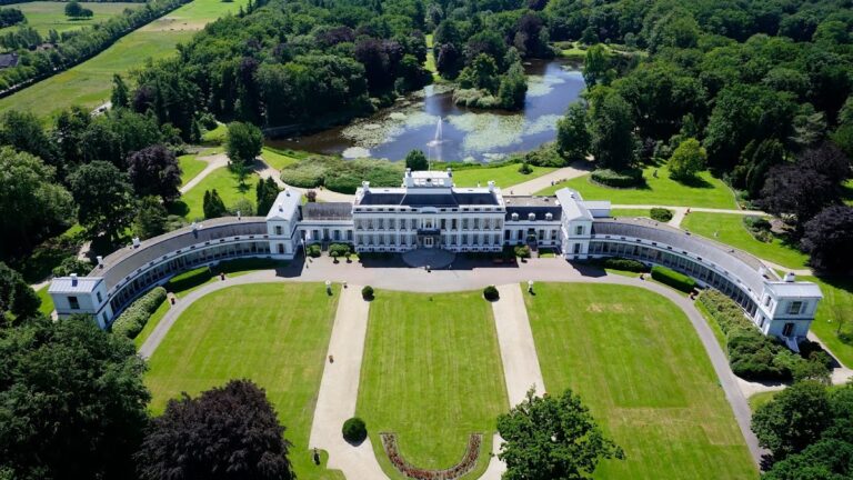 Soestdijk Palace: A Former Royal Residence in the Netherlands