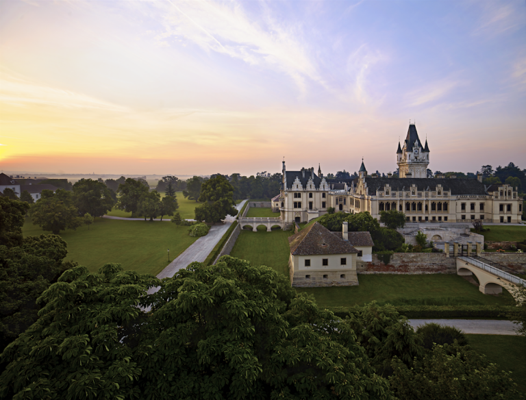 Schloss Grafenegg: A Romantic Historicist Castle and Cultural Estate in Austria