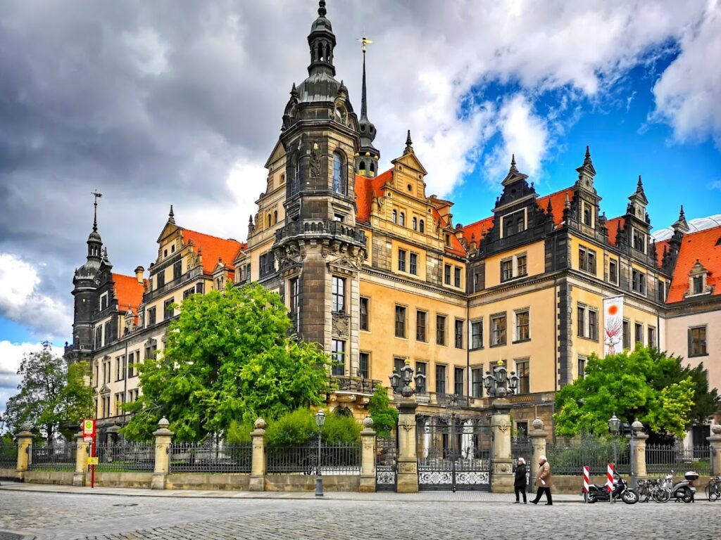 Dresden Castle: Saxon Dynastic Residence and Museum Complex 1 Dresden Castle