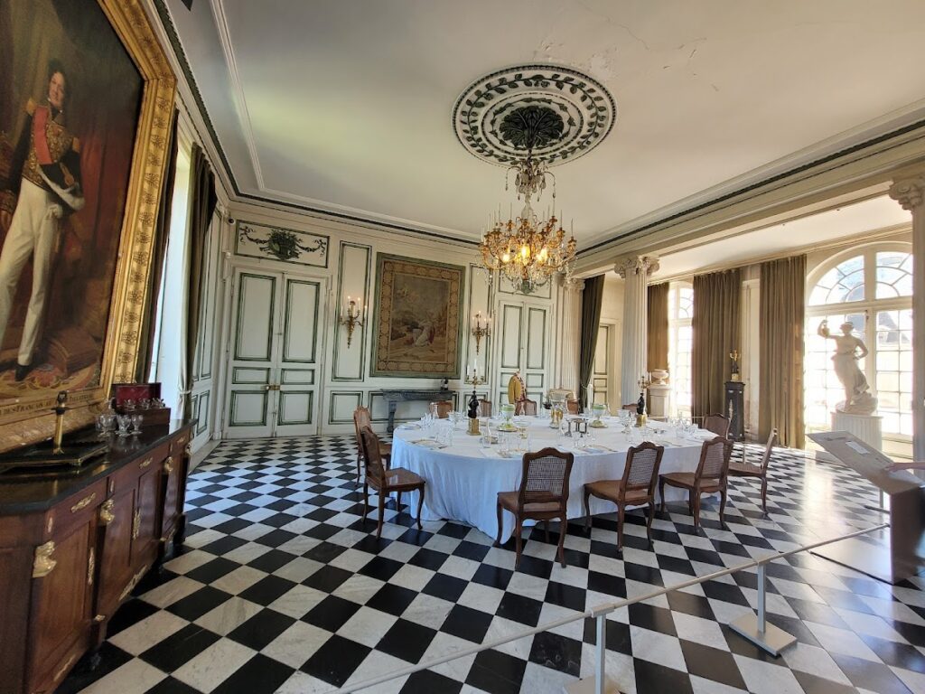 Château de Valençay: A Renaissance Château in France 5 Château de Valençay