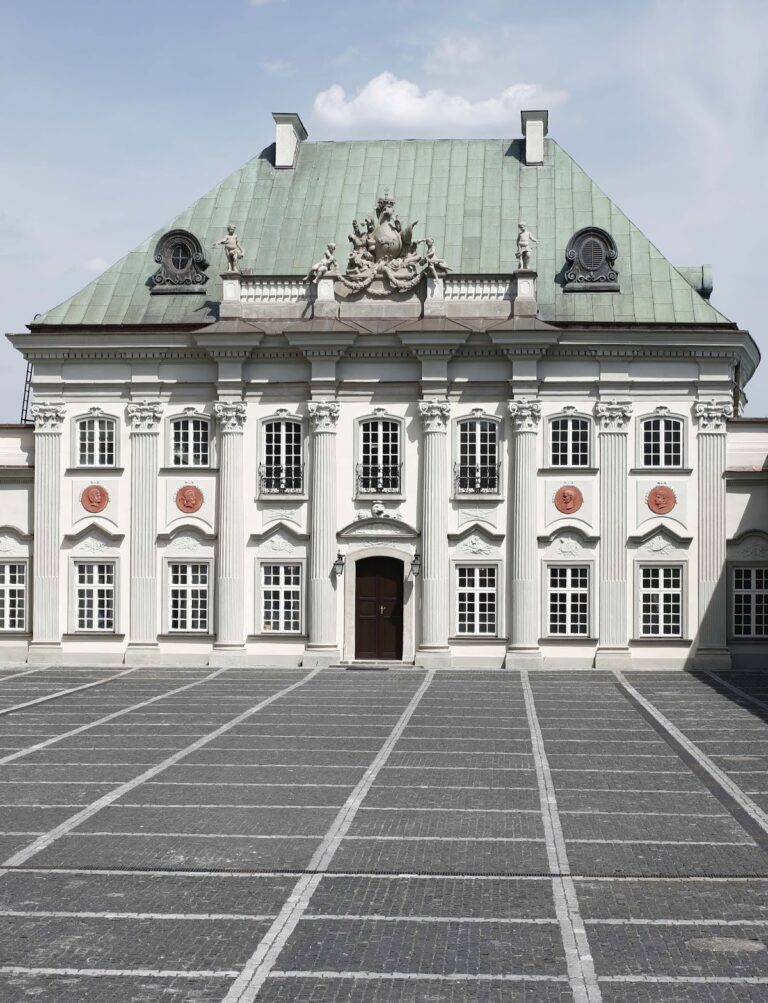 Copper-Roof Palace: A Royal Residence and Museum in Warsaw