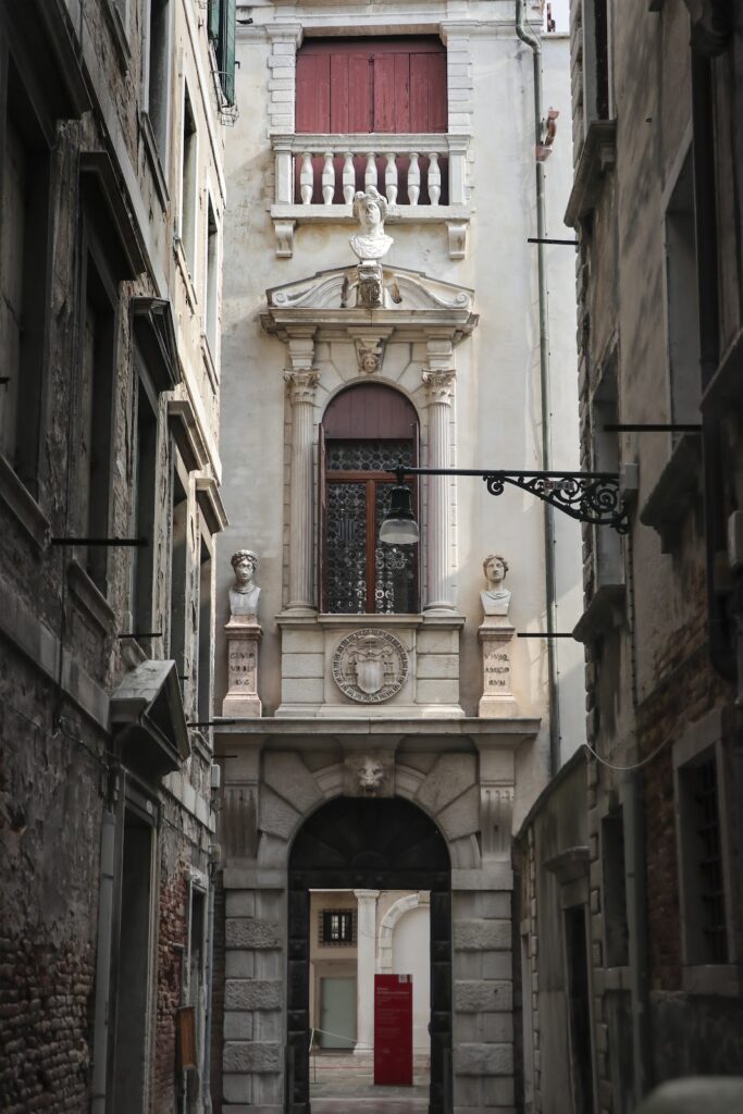 Palazzo Grimani di Santa Maria Formosa: A Renaissance Aristocratic Residence in Venice 2 Palazzo Grimani di Santa Maria Formosa