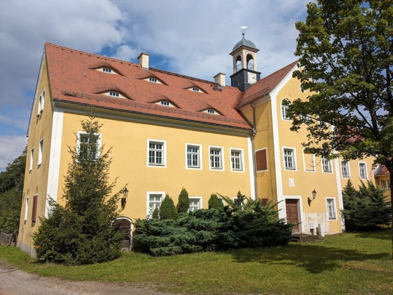 Grillenburg Hunting Lodge: A Saxon Electoral Hunting and Forestry Complex