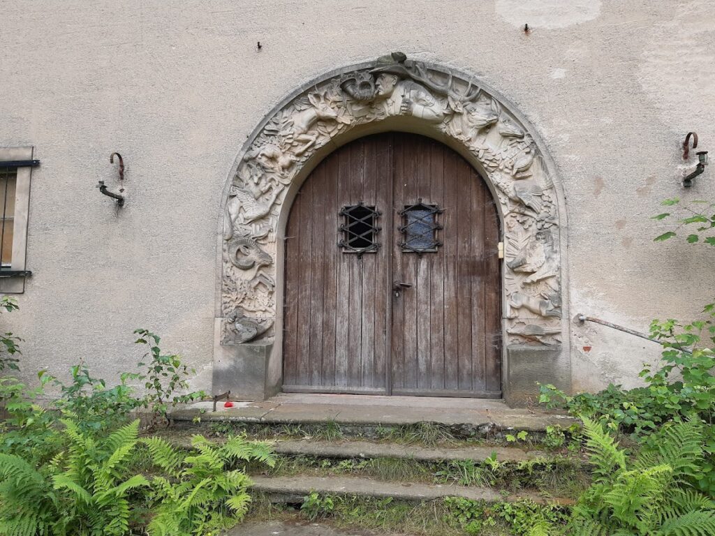 Grillenburg Hunting Lodge: A Saxon Electoral Hunting and Forestry Complex 4 Grillenburg Hunting Lodge