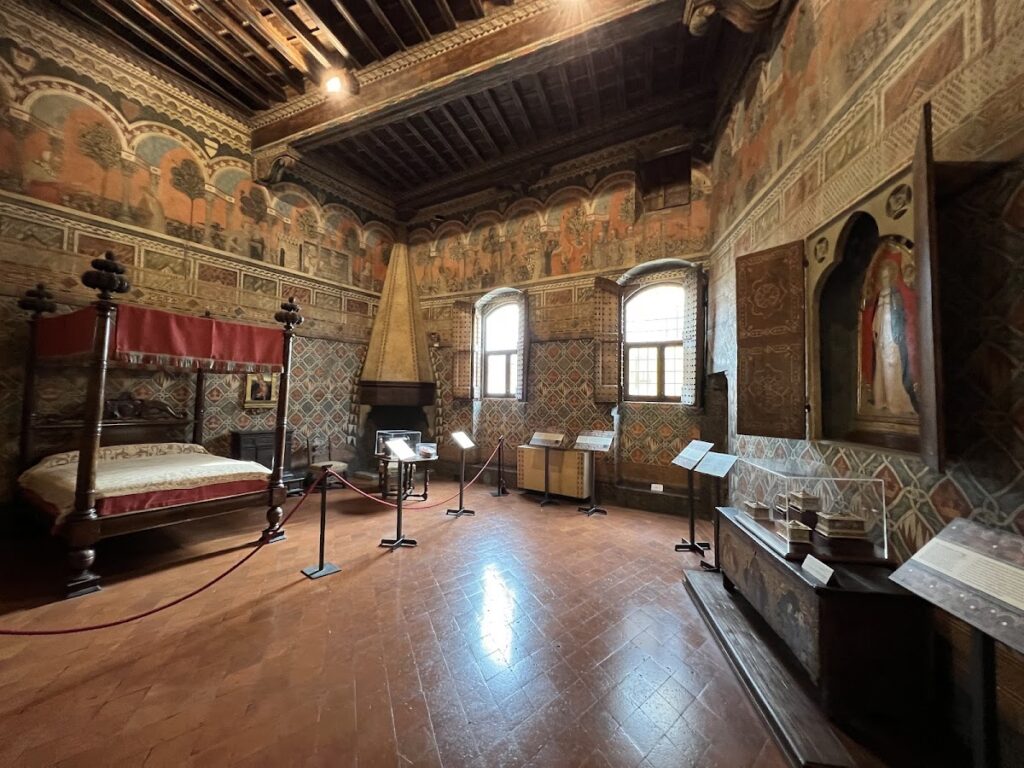 Palazzo Davanzati: A Fourteenth-Century Florentine Merchant Palace 2 Palazzo Davanzati