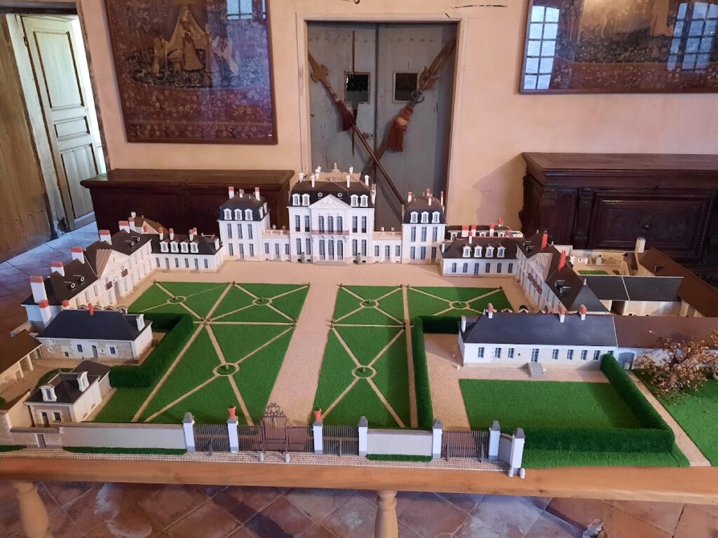 Château des Ormes: An Aristocratic Estate on the Vienne in France 5 Château des Ormes