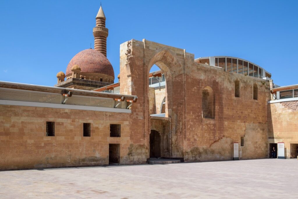 Ishak Pasha Palace: An Ottoman Administrative and Residential Complex in Türkiye 3 Ishak Pasha Palace