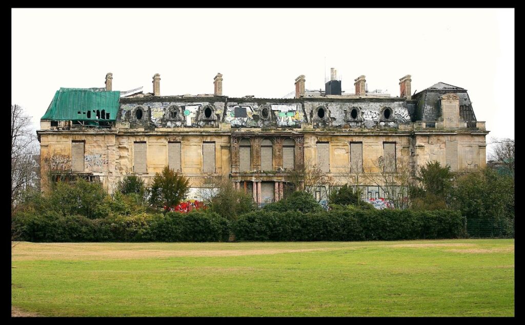 Château Rothschild: A Neo-Louis XIV Estate in Boulogne-Billancourt, France 1 Château Rothschild