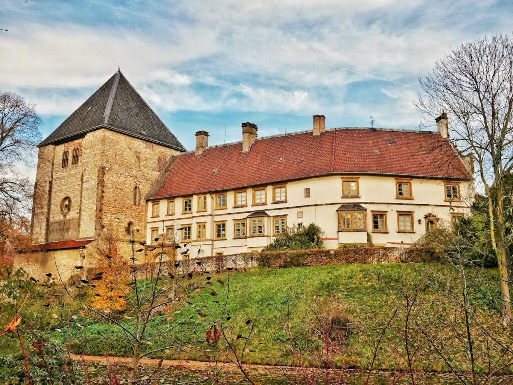 Schloss Rheda: A Medieval Water Castle and Baroque Princely Residence in Germany 1 Schloss Rheda