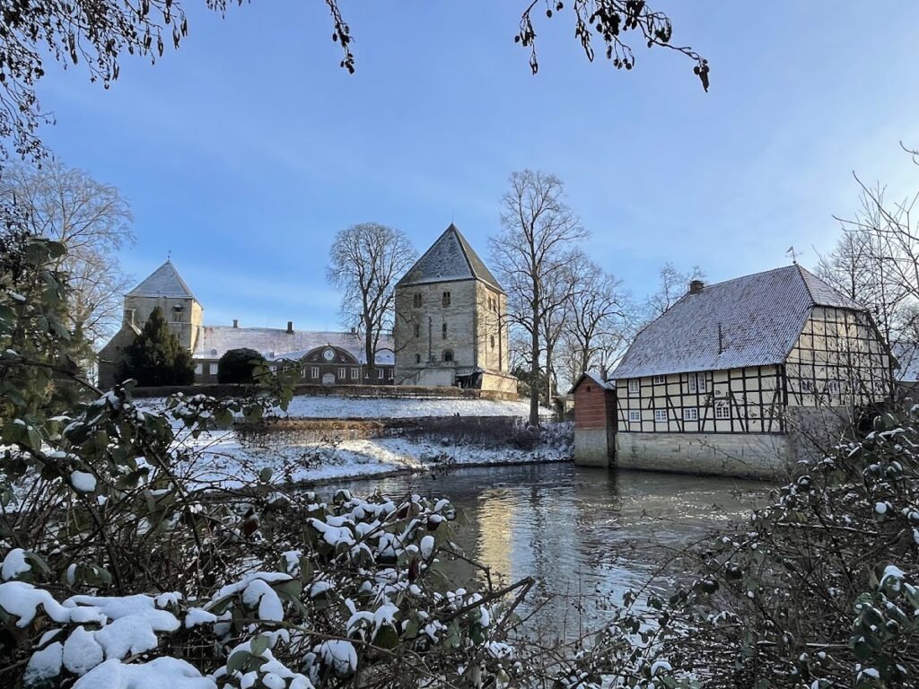 Schloss Rheda: A Medieval Water Castle and Baroque Princely Residence in Germany 2 Schloss Rheda