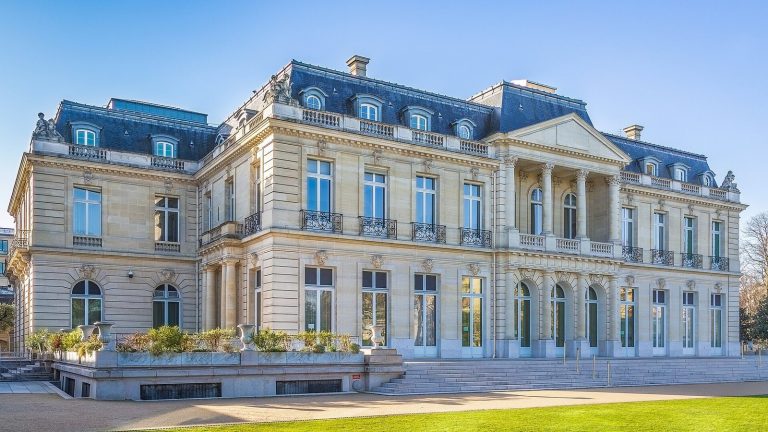 Château de la Muette: A Royal Estate and OECD Headquarters in Paris