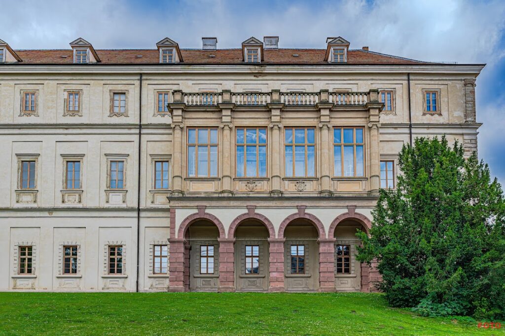 Schloss Weimar: Former Ducal Residence and Neoclassical Palace in Germany 3 Schloss Weimar