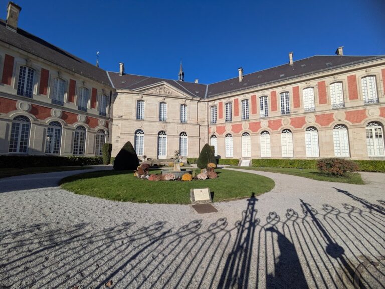 Ancien palais abbatial de Remiremont: Former Abbey Palace and Town Hall