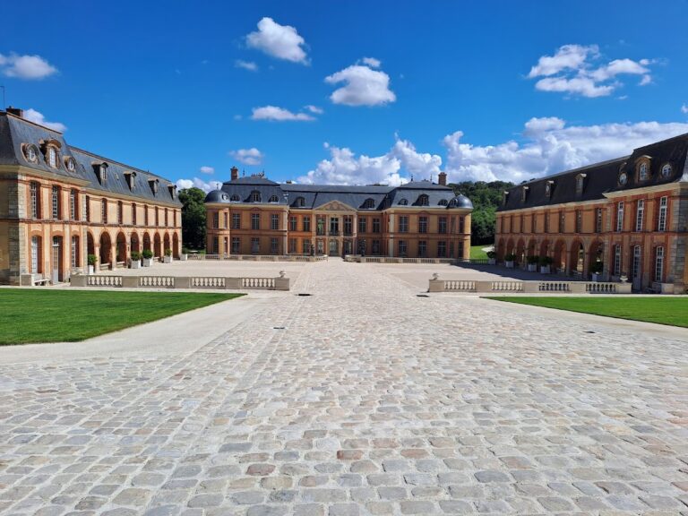 Château de Dampierre: A Classical Château and Estate in France