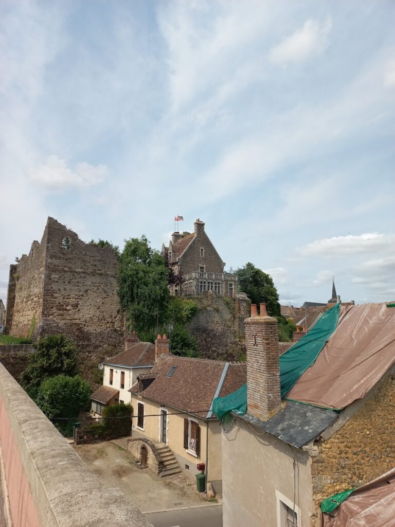 Château de Beaumont-sur-Sarthe