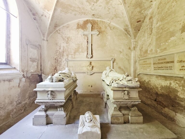 Drogosze Palace: A Baroque Noble Residence in Poland