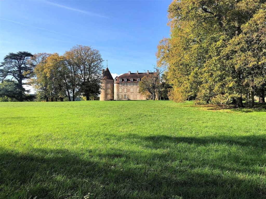 Château de Dumphlun: A Historic Château and Agricultural Estate in France 2 Château de Dumphlun
