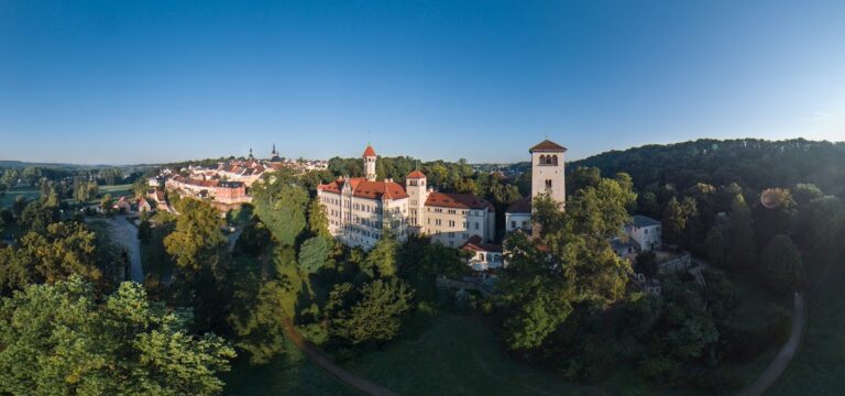 Schloss Waldenburg: Hilltop Castle and Regional Seat in Saxony