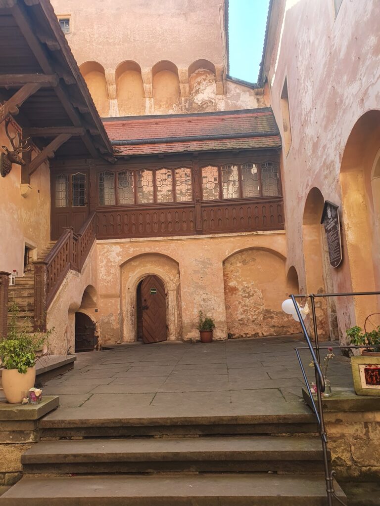 Schloss Kuckuckstein: A Medieval Castle and Early Neogothic Monument in Germany 2 Schloss Kuckuckstein