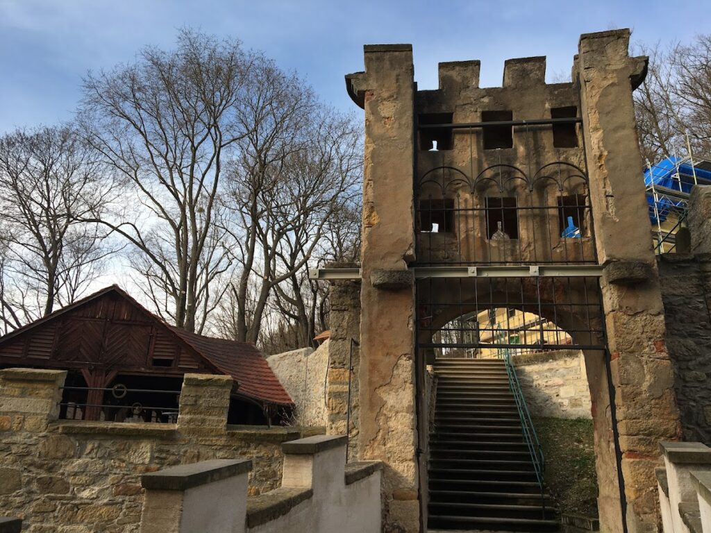 Schloss Kuckuckstein: A Medieval Castle and Early Neogothic Monument in Germany 5 Schloss Kuckuckstein