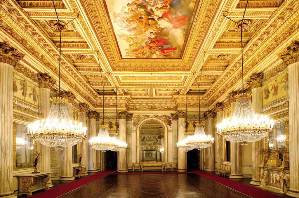 Royal Palace of Turin: Savoyard Court and Royal Residence in Italy 4 Royal Palace of Turin