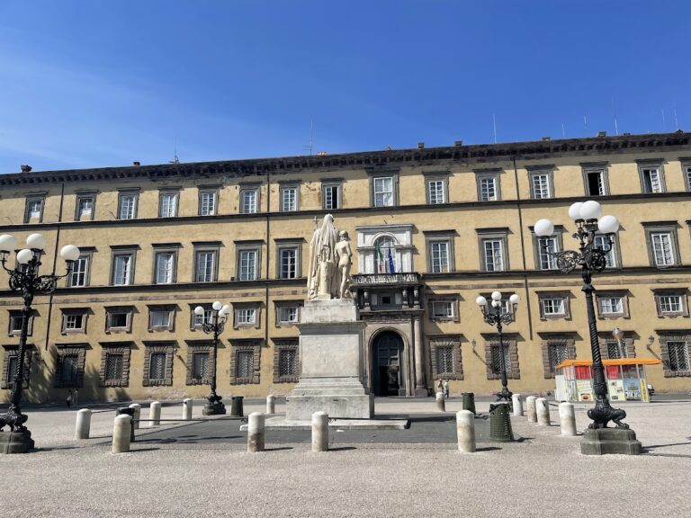 Ducal Palace, Lucca: A Historic Government and Court Complex in Italy