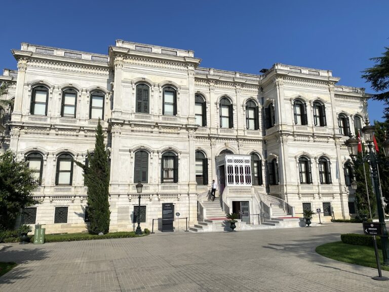 Yıldız Palace: An Ottoman Imperial Residence and Centre of Government in Istanbul