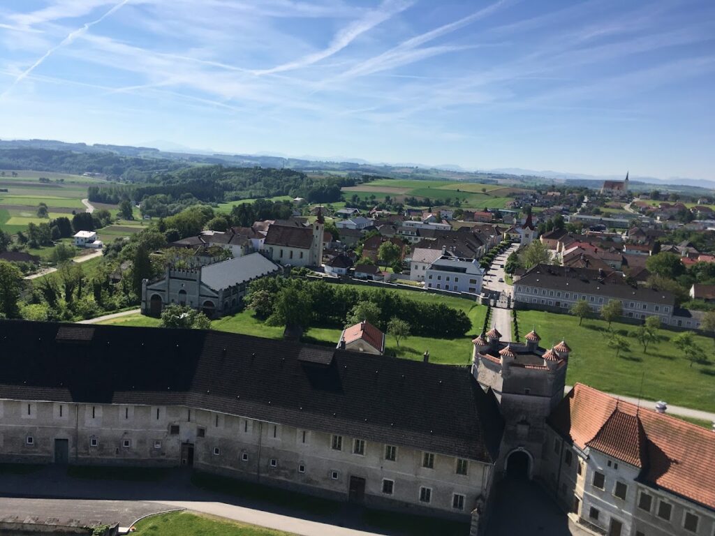 Schloss Wallsee: A Medieval Castle-Palace in Austria 5 Schloss Wallsee