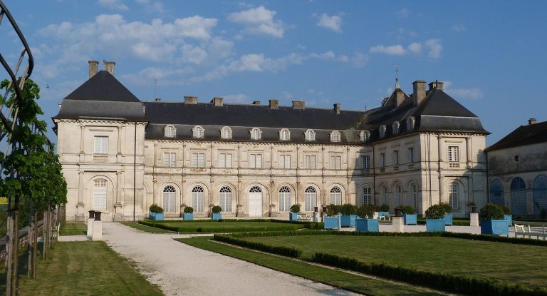 Château de Champlitte: Historic Residence and Museum in France