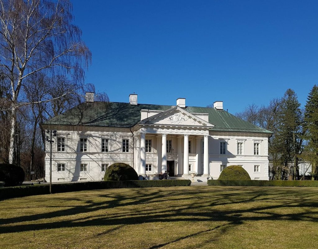 Mała Wieś Palace: A Neoclassical Aristocratic Residence in Poland 1 Mała Wieś Palace