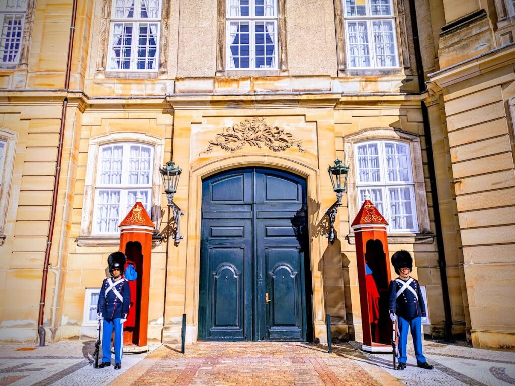 Amalienborg: Royal Residence and Rococo Palace Complex in Copenhagen 4 Amalienborg