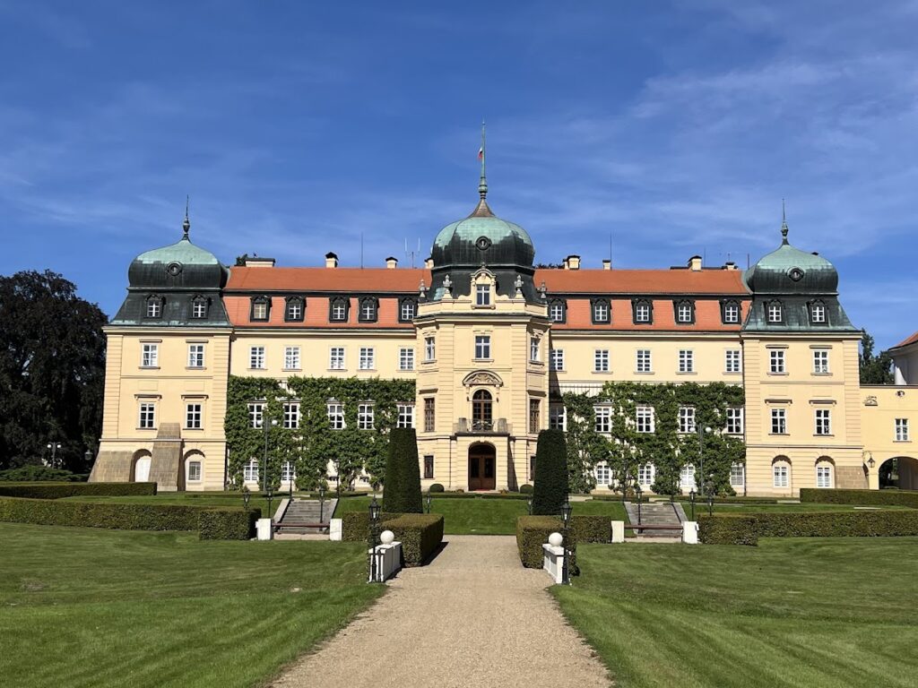Lány Castle: A Presidential Residence and Renaissance-Baroque Manor House in Czechia 1 Lány Castle