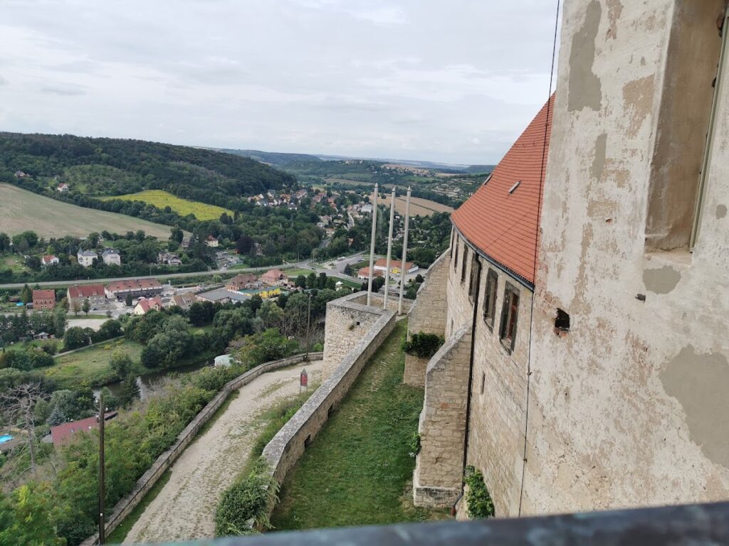Neuenburg Castle: A Ludowinger Fortress and Residence in Germany 3 Neuenburg Castle