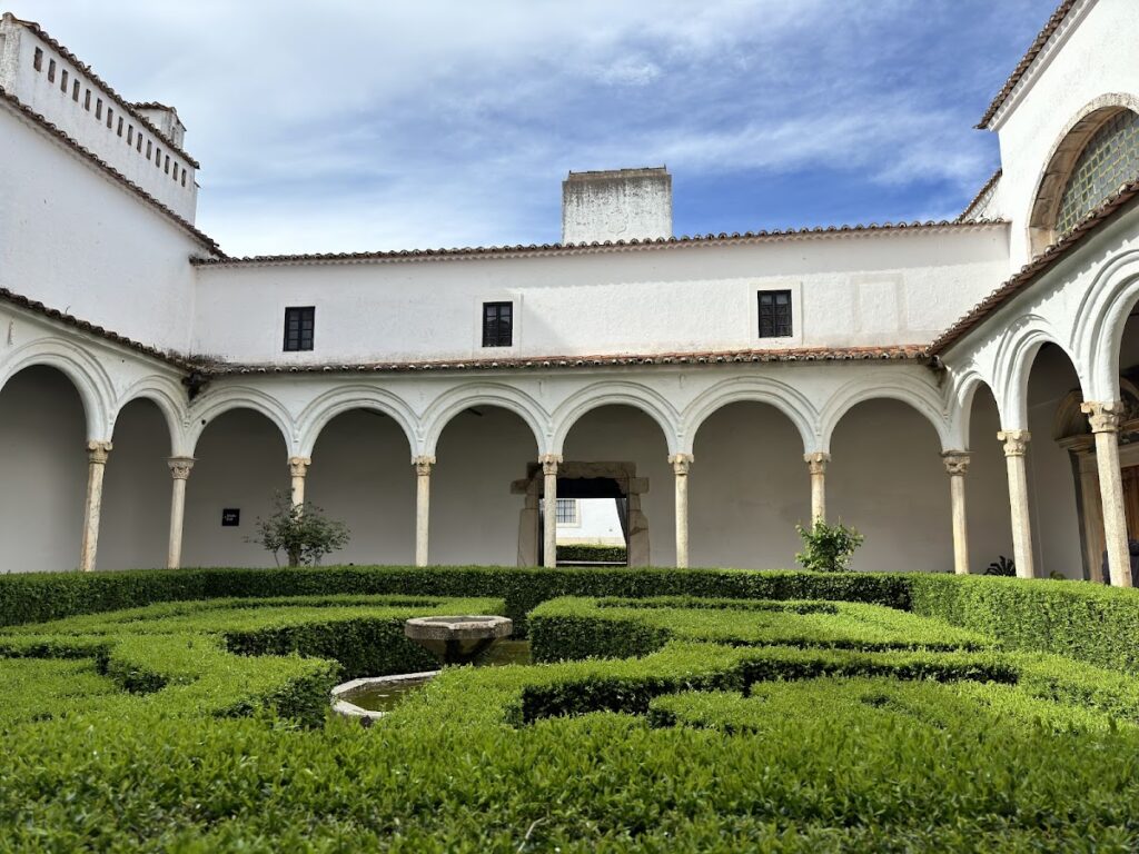 Ducal Palace of Vila Viçosa: Seat of the House of Braganza in Portugal 2 Ducal Palace of Vila Viçosa
