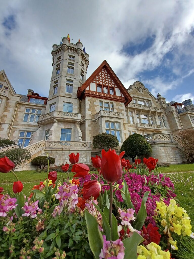 Palacio de la Magdalena: A Royal Summer Residence in Santander