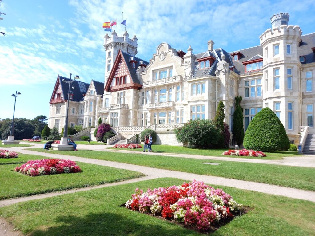 Palacio de la Magdalena: A Royal Summer Residence in Santander 2 Palacio de la Magdalena