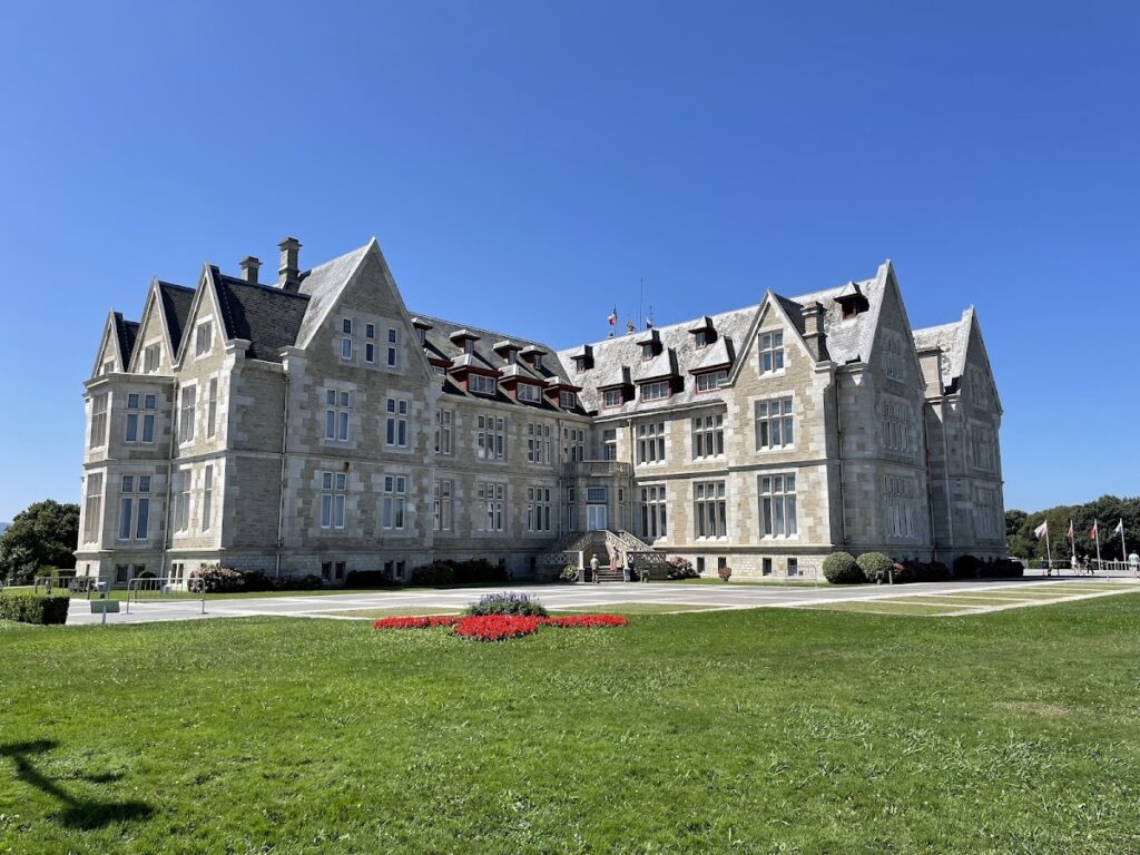 Palacio de la Magdalena: A Royal Summer Residence in Santander 3 Palacio de la Magdalena