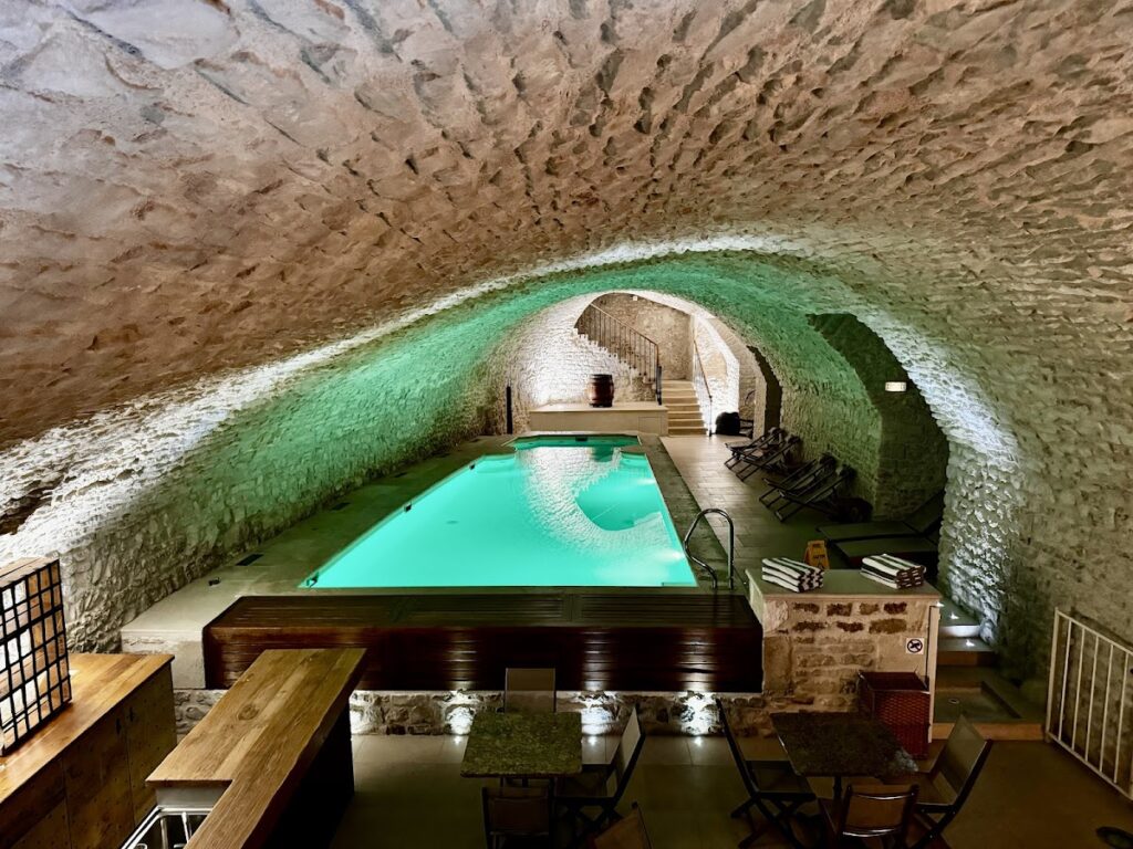 Château de Vault-de-Lugny