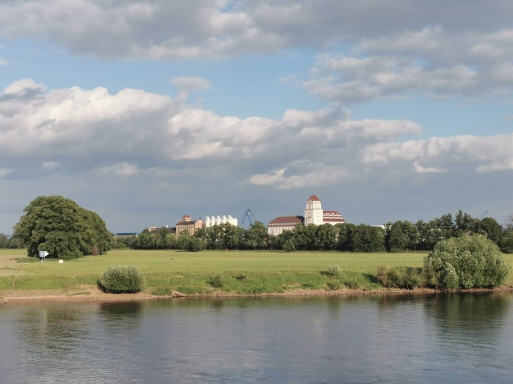 Schloss Übigau: A Baroque Palace and Industrial Landmark in Dresden 3 Schloss Übigau