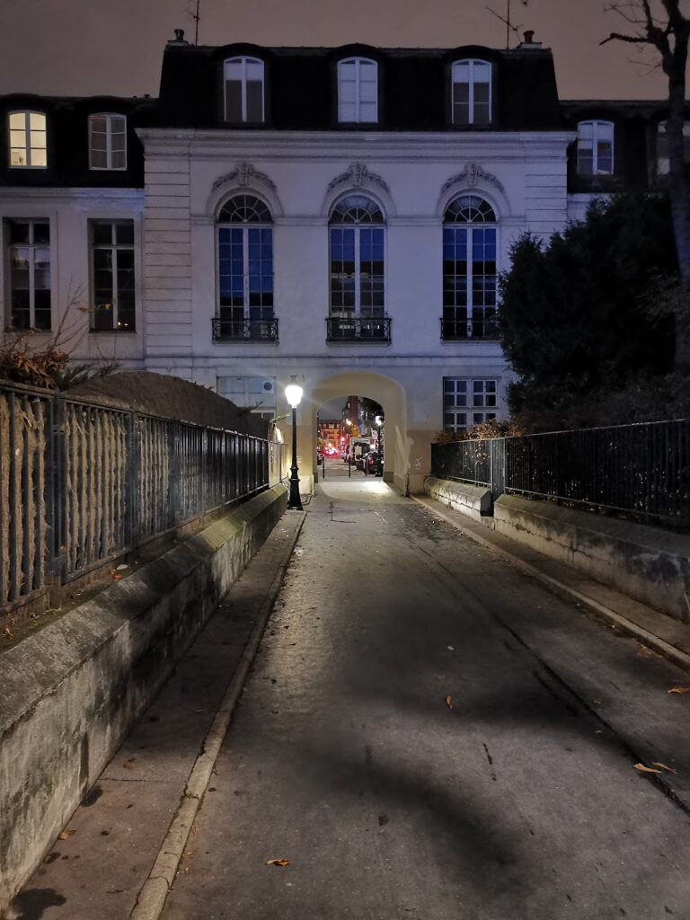 Château des Ternes: A Historic Manor and Industrial Estate in Paris